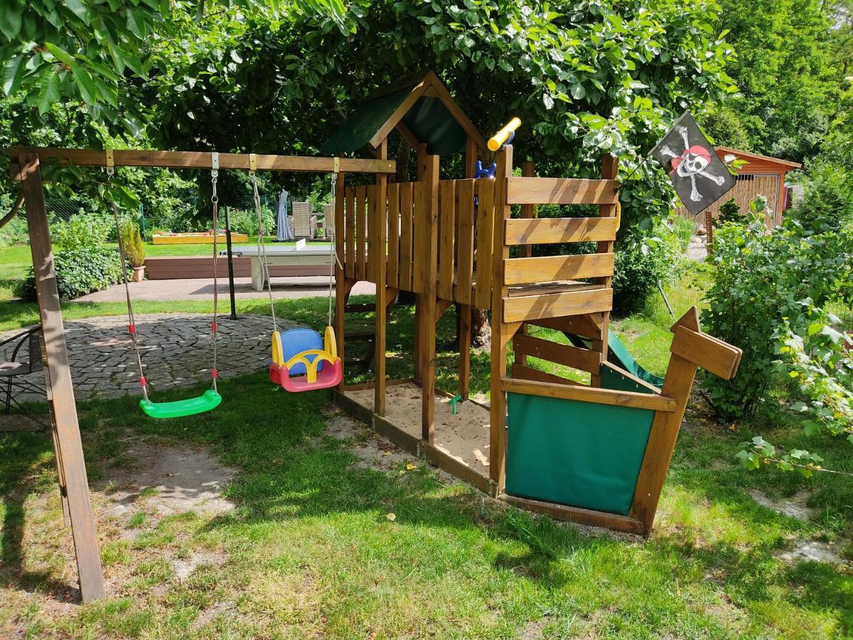 Grosszuegige Ferienwohnung Am Waldesrand Im Seenland Lauta Ngoại thất bức ảnh